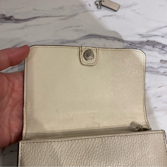 Coach mini crossbody bag pearl white with hang tag - Picture 8 of 16